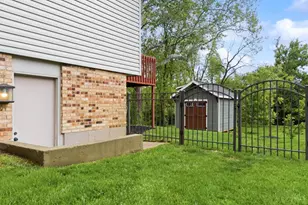 9178 Woodstream Ln, Washington Twp, OH 45458 - Photo 23