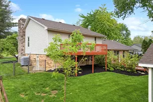 9178 Woodstream Ln, Washington Twp, OH 45458 - Photo 7