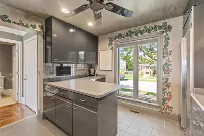 382 Grand Avenue, Cincinnati, OH 45205 - Photo 7