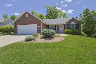 1883 Wagon Wheel Dr, Hamilton, OH 45013 - Photo 1