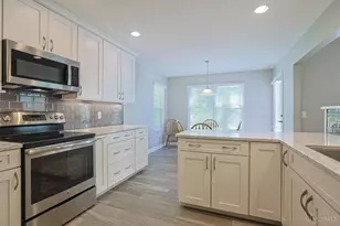 1883 Wagon Wheel Dr, Ross Township, OH 45013 - Photo 9