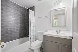 449 Dartmouth Cir, Union Township, OH 45244 - Photo 25