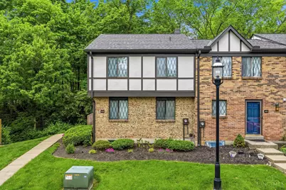 449 Dartmouth Circle, Union Township, OH 45244 - Photo 3