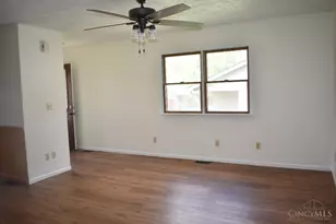 106 Springlake Ave, Hillsboro, OH 45133 - Photo 9