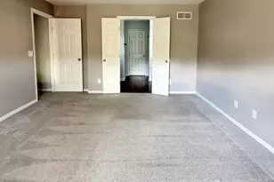 639 Ellen Dr, Union Township, OH 45255 - Photo 21