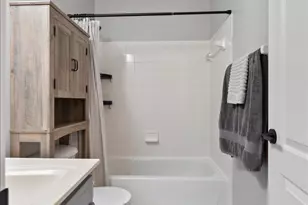 6396 Glenmont Dr, Fairfield Township, OH 45011 - Photo 23