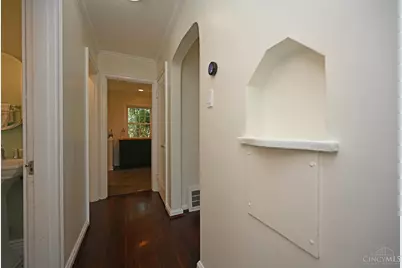 3301 Maplecrest Place, Cincinnati, OH 45209 - Photo 19