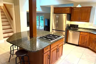 715 Brooks Ave, Wyoming, OH 45215 - Photo 3