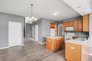 6190 Zoellners Pl, Fairfield Township, OH 45011 - Photo 9