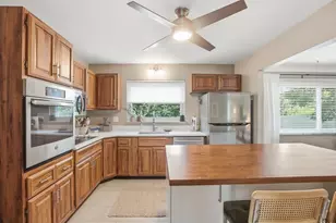 1838 Kingsway Ct, Anderson Township, OH 45230 - Photo 13