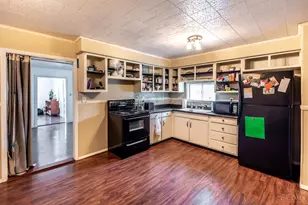 137 S Main St, Waynesville, OH 45068 - Photo 9