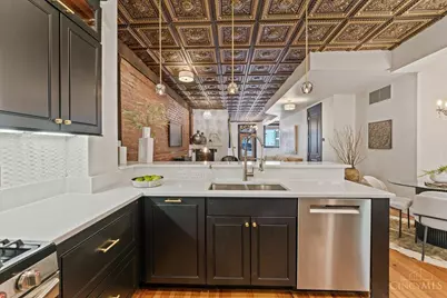 1302 Main Street, Cincinnati, OH 45202 - Photo 17
