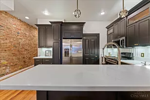 1302 Main St, Cincinnati, OH 45202 - Photo 15