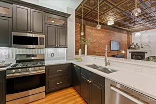 1302 Main St, Cincinnati, OH 45202 - Photo 21