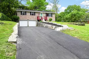 429 Mc Creary Ct, Springfield Township, OH 45231 - Photo 3