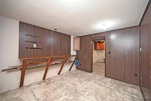 871 Meadow Ridge Dr, Union Township, OH 45245 - Photo 23