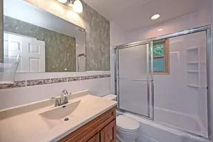 871 Meadow Ridge Dr, Union Township, OH 45245 - Photo 19