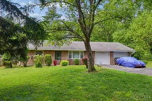 9613 Kosta Dr, Springfield Township, OH 45231 - Photo 3