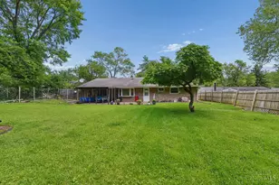 9613 Kosta Dr, Springfield Township, OH 45231 - Photo 39