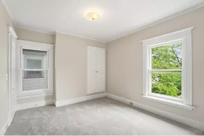 621 Evanswood Place, Cincinnati, OH 45220 - Photo 33