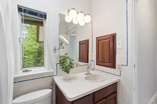 621 Evanswood Pl, Cincinnati, OH 45220 - Photo 29