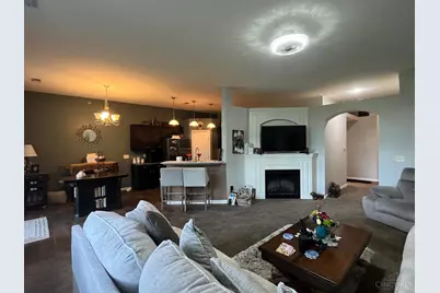 7750 Bridge Point Drive, Green Township, OH 45248 - Photo 5