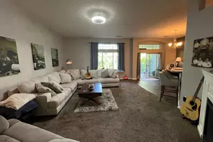 7750 Bridge Point Dr, Green Township, OH 45248 - Photo 13