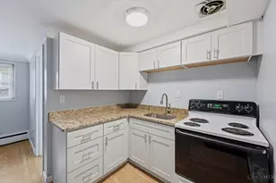 6469 Montgomery Rd, Cincinnati, OH 45213 - Photo 9
