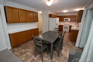 6289 Maple Grove, Hamilton Township, OH 45152 - Photo 7