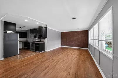 8877 Balboa Drive, Springfield Township, OH 45231 - Photo 13