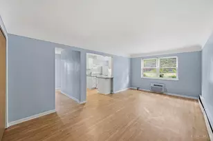 6469 Montgomery Rd, Cincinnati, OH 45213 - Photo 3