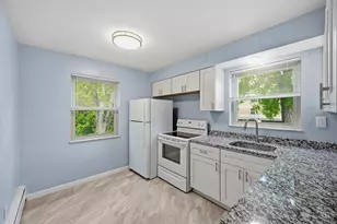 6469 Montgomery Rd, Cincinnati, OH 45213 - Photo 5