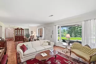 410 Compton Rd, Wyoming, OH 45215 - Photo 11
