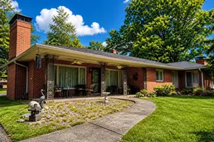 410 Compton Rd, Wyoming, OH 45215 - Photo 3