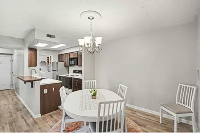 5982 Meadowcreek Drive #2, Miami Township, OH 45150 - Photo 3