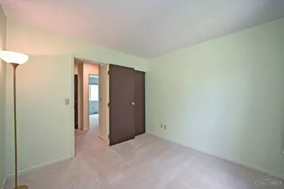 1426 Hazelgrove Dr, Colerain Township, OH 45240 - Photo 21