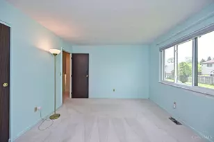1426 Hazelgrove Dr, Springfield Township, OH 45240 - Photo 27