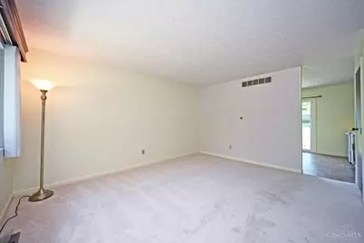 1426 Hazelgrove Dr, Colerain Township, OH 45240 - Photo 41