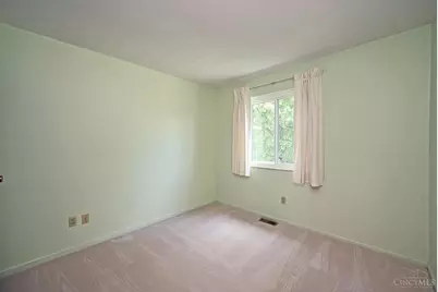 1426 Hazelgrove Dr, Colerain Township, OH 45240 - Photo 23