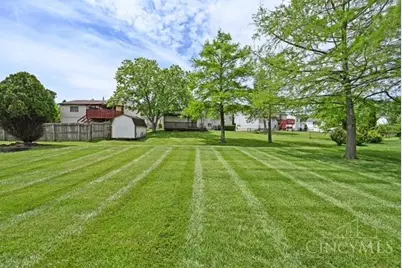 1426 Hazelgrove Dr, Colerain Township, OH 45240 - Photo 7