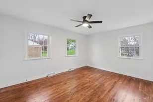357 Meadowcrest Rd, Springfield Township, OH 45231 - Photo 19