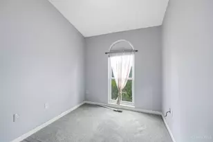 710 W Court St, Cincinnati, OH 45203 - Photo 29