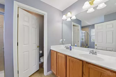 1094 Hayward Circle, Miami Township, OH 45150 - Photo 15
