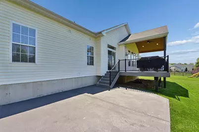 1094 Hayward Circle, Miami Township, OH 45150 - Photo 33