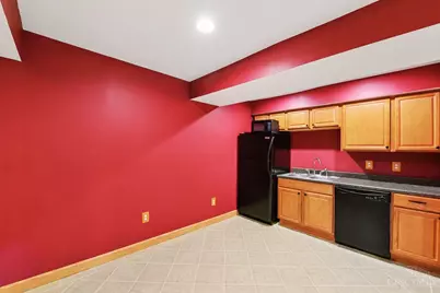 1094 Hayward Circle, Miami Township, OH 45150 - Photo 27