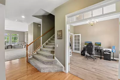 1094 Hayward Circle, Miami Township, OH 45150 - Photo 3