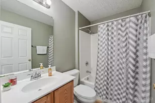 1094 Hayward Cir, Miami Township, OH 45150 - Photo 15