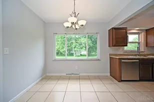 7960 Ruth Ct, West Chester, OH 45069 - Photo 9
