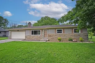7960 Ruth Ct, West Chester, OH 45069 - Photo 3