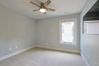 3518 Kroger Avenue, Cincinnati, OH 45226 - Photo 37